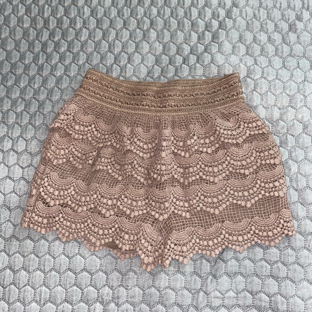 RUFFLE SKORT